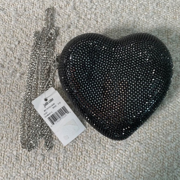 Authentic JUDITH LEIBER Crystal Heart Minaudière Clutch Black - Picture 4 of 8
